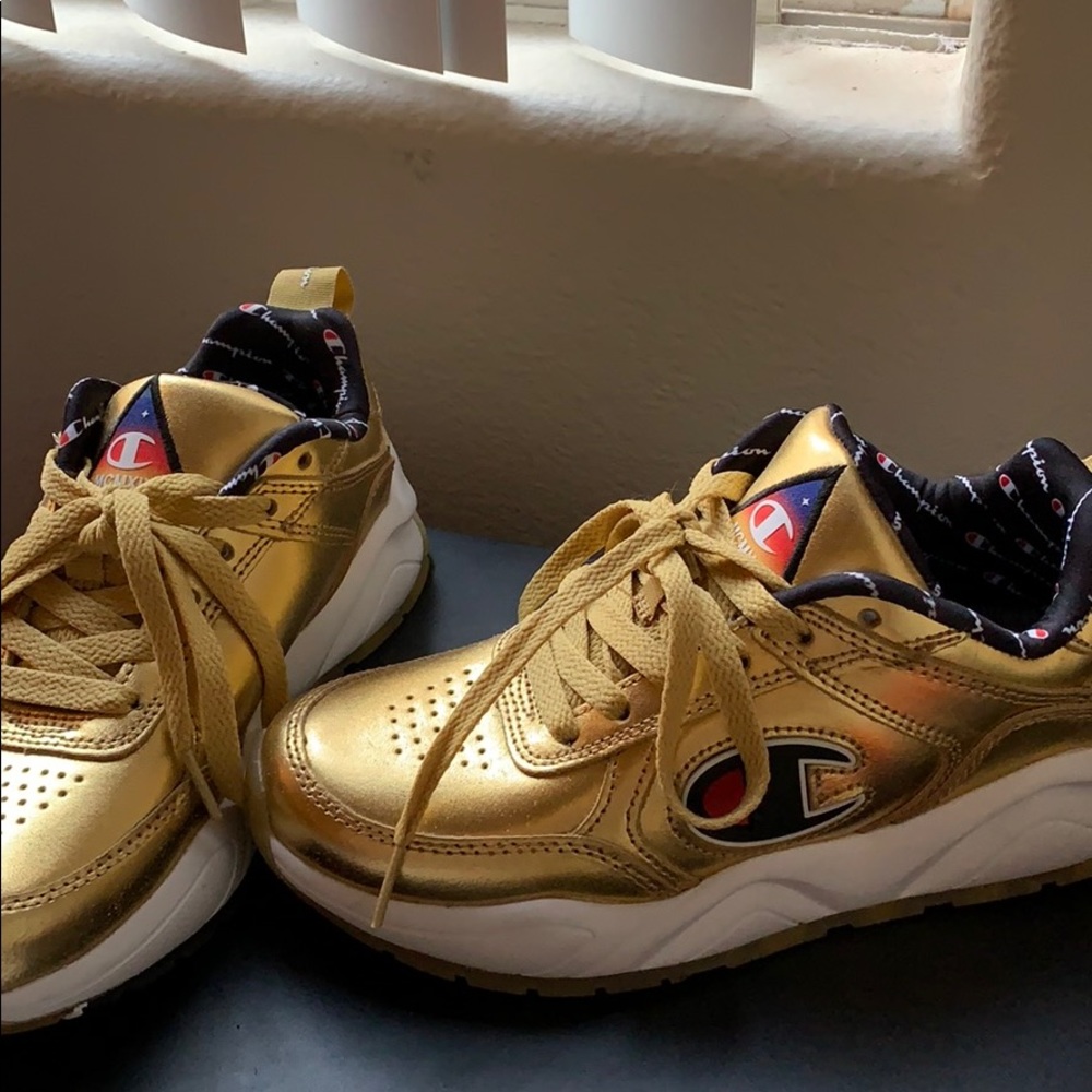 Champion Sneakers